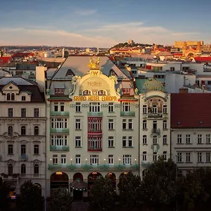 w.praguehotelsweb.com/